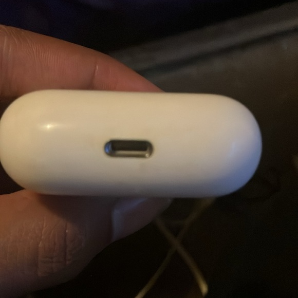 Airpod Pro 3rd Generation - Picture 4 of 4